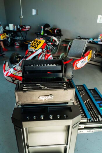 KARTING TOOLKIT IN UITKLAPBARE KOFFER